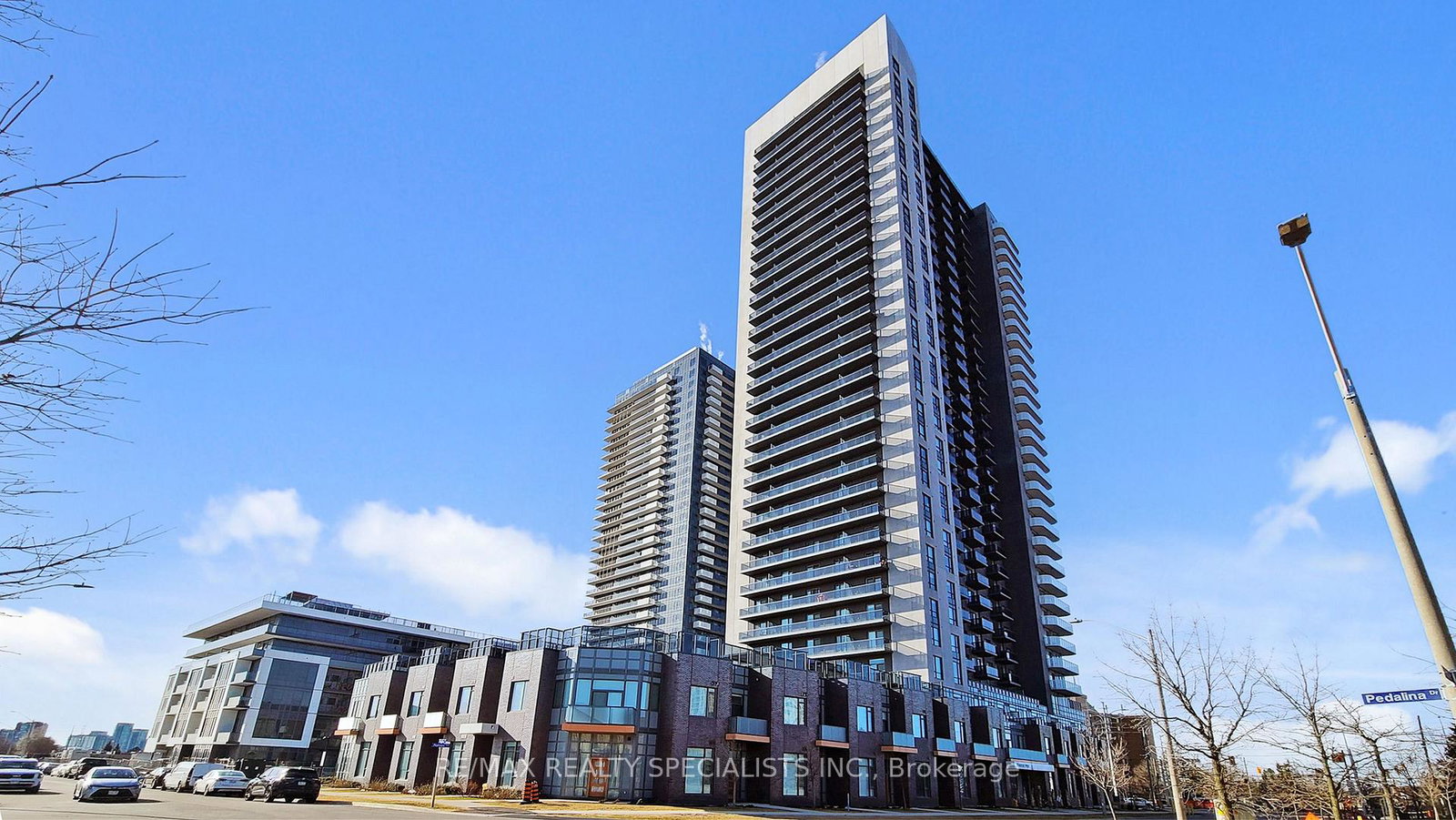 8-nahani-way-mississauga-ontario-w13709522