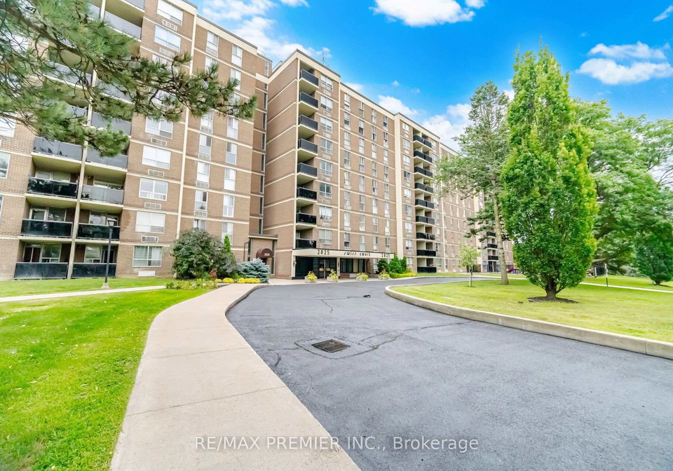 2825-islington-avenue-toronto-york-ontario-w13709650