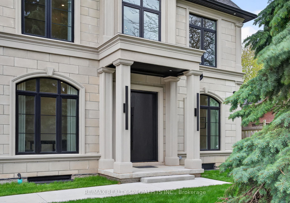 431-seaton-drive-oakville-ontario-w13709816