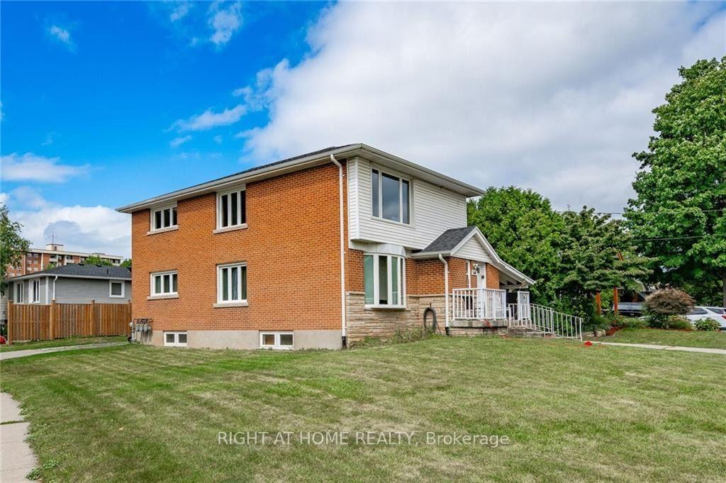 1385-olga-drive-burlington-ontario-w13709872