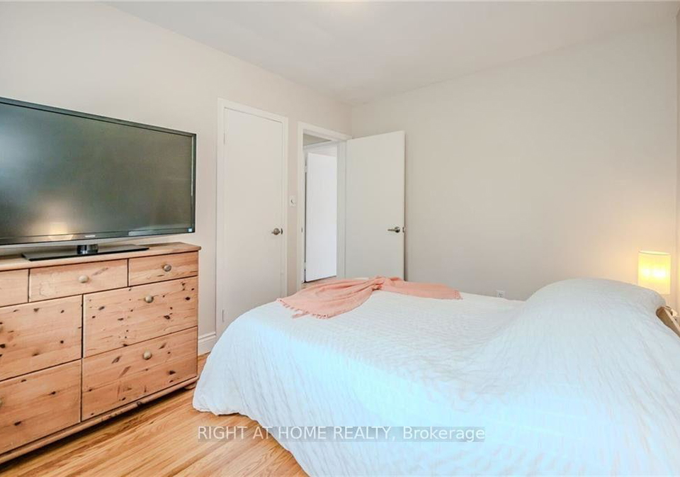 1385-olga-drive-burlington-ontario-w13709872