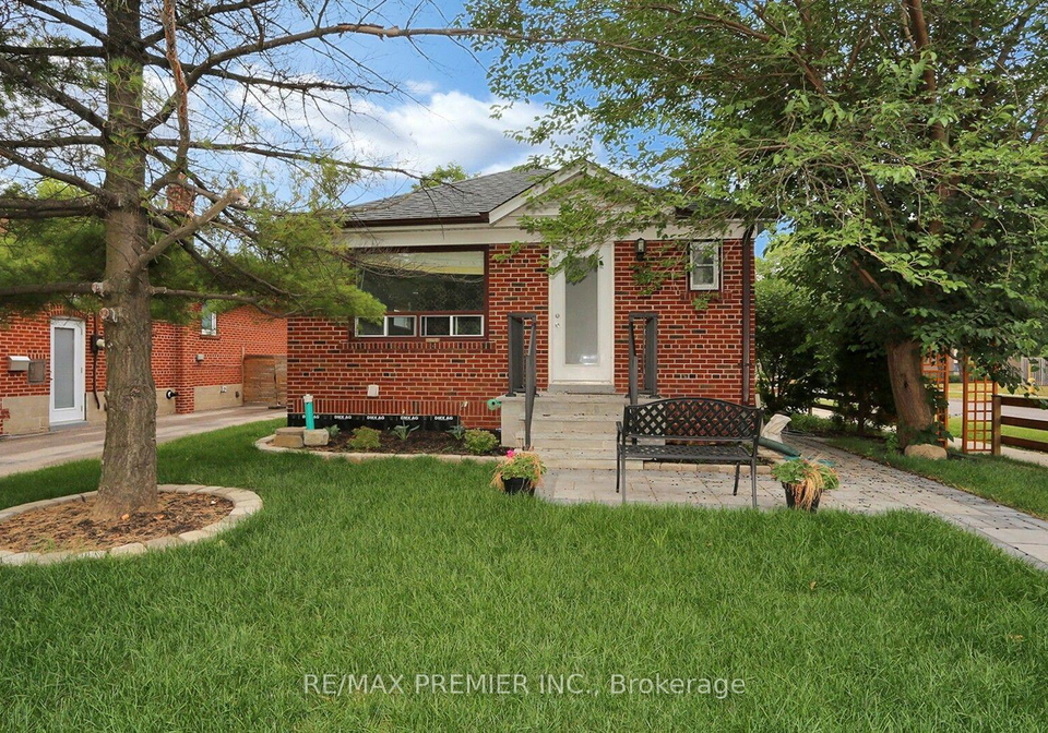 37-silvercrest-avenue-toronto-etobicoke-ontario-w13710064