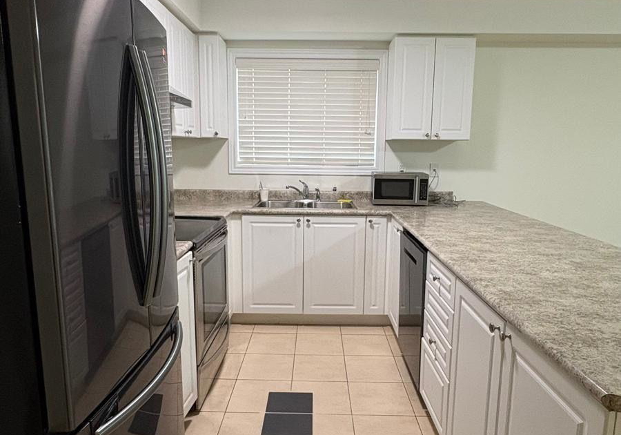 200-veterans-drive-s-brampton-ontario-w13710278