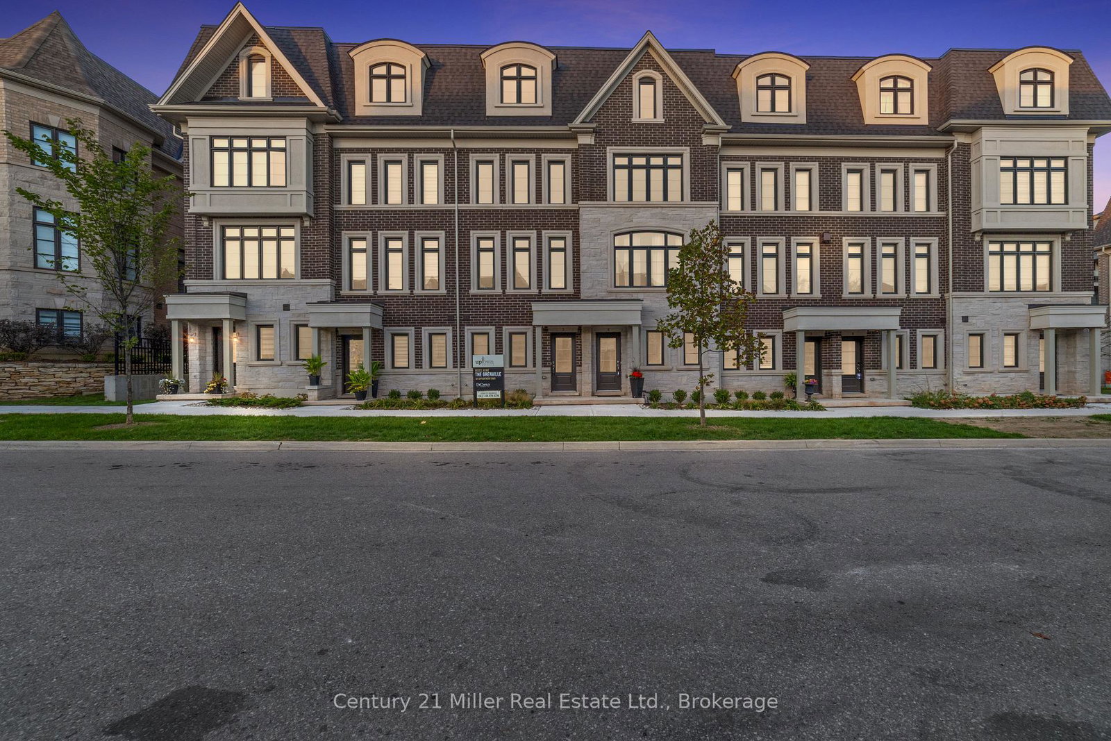 212lillykin-street-oakville-ontario-w13710446