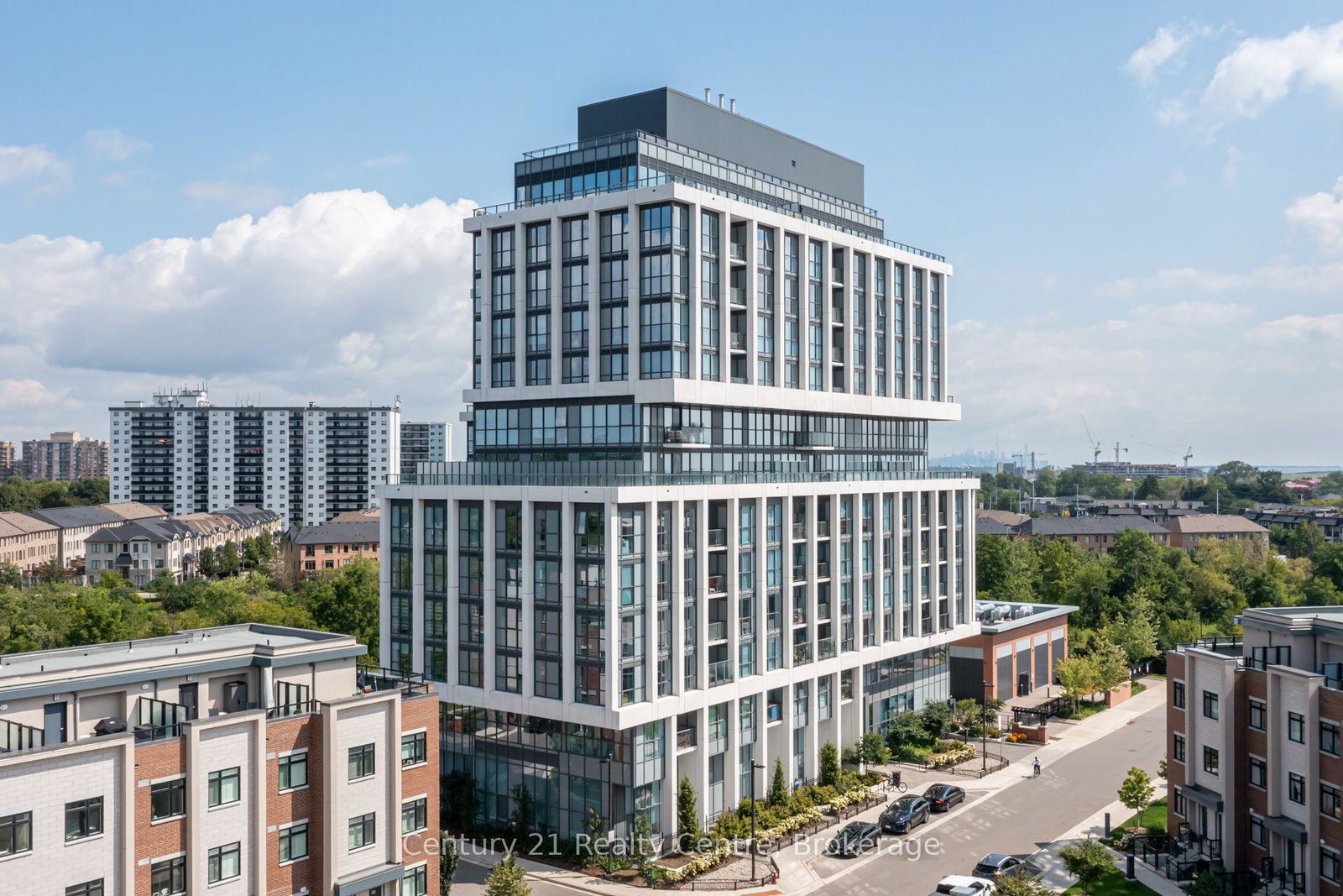 1063-douglas-mccurdy-common-mississauga-ontario-w13710462