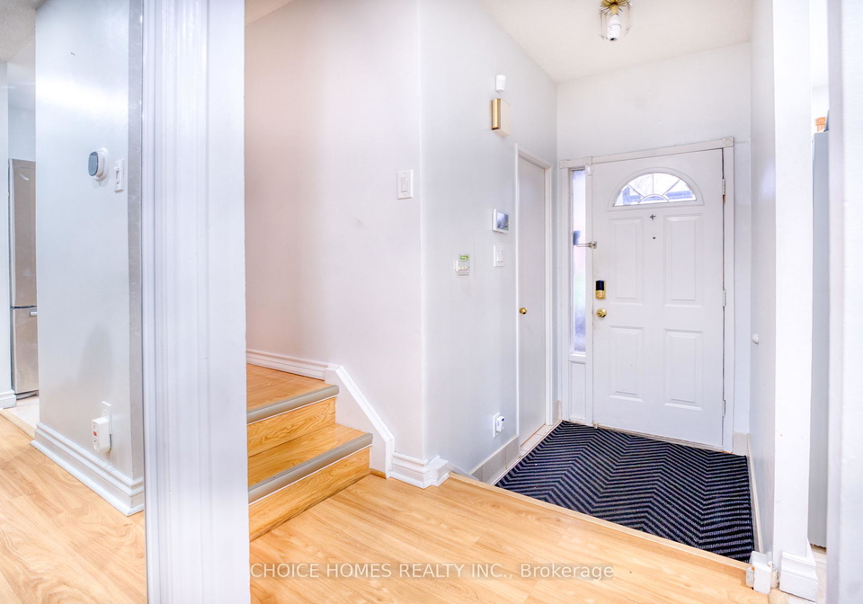 525-meadows-boulevard-mississauga-ontario-w13710602