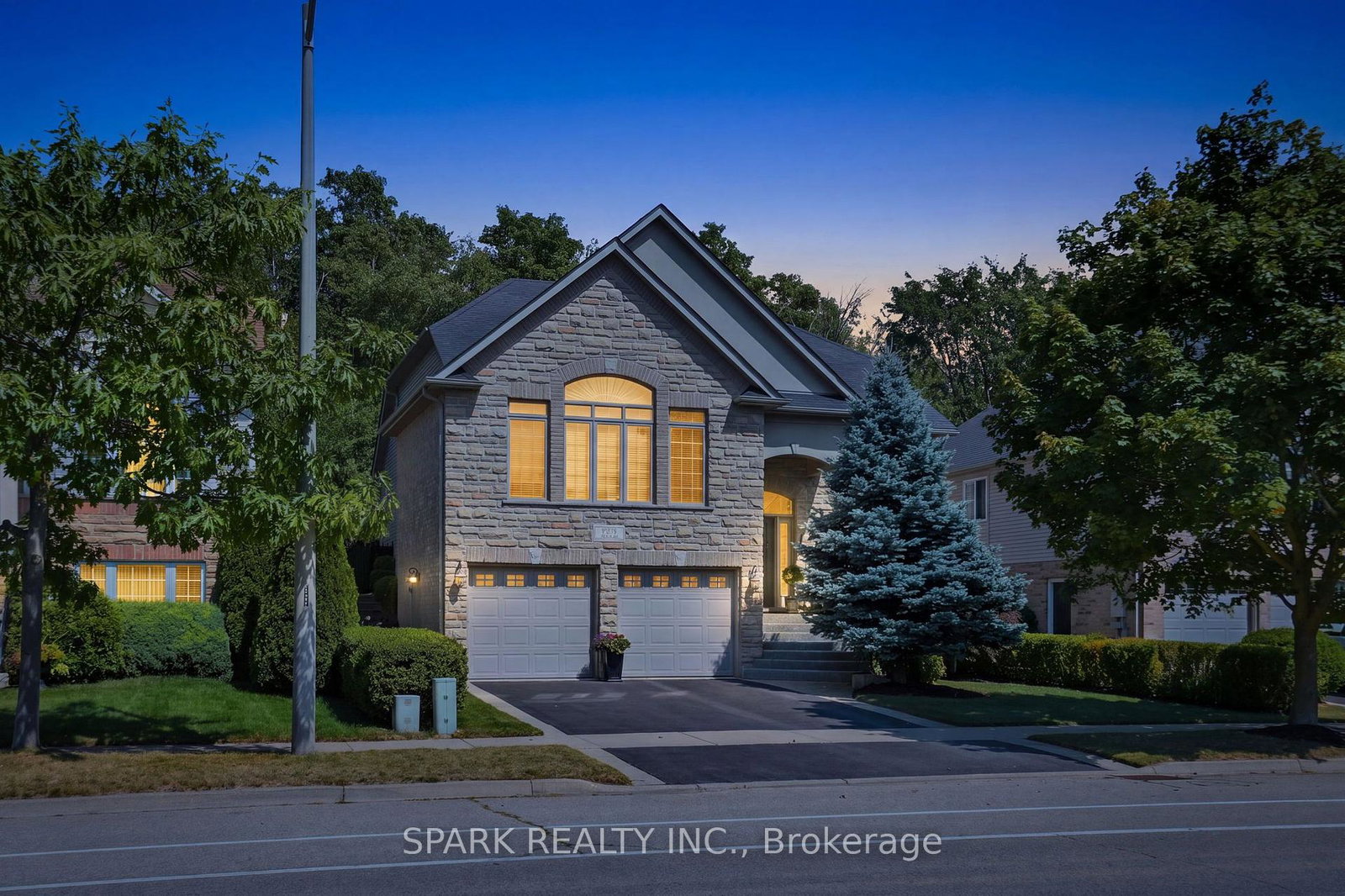 179-tanners-drive-s-halton-hills-ontario-w13710680