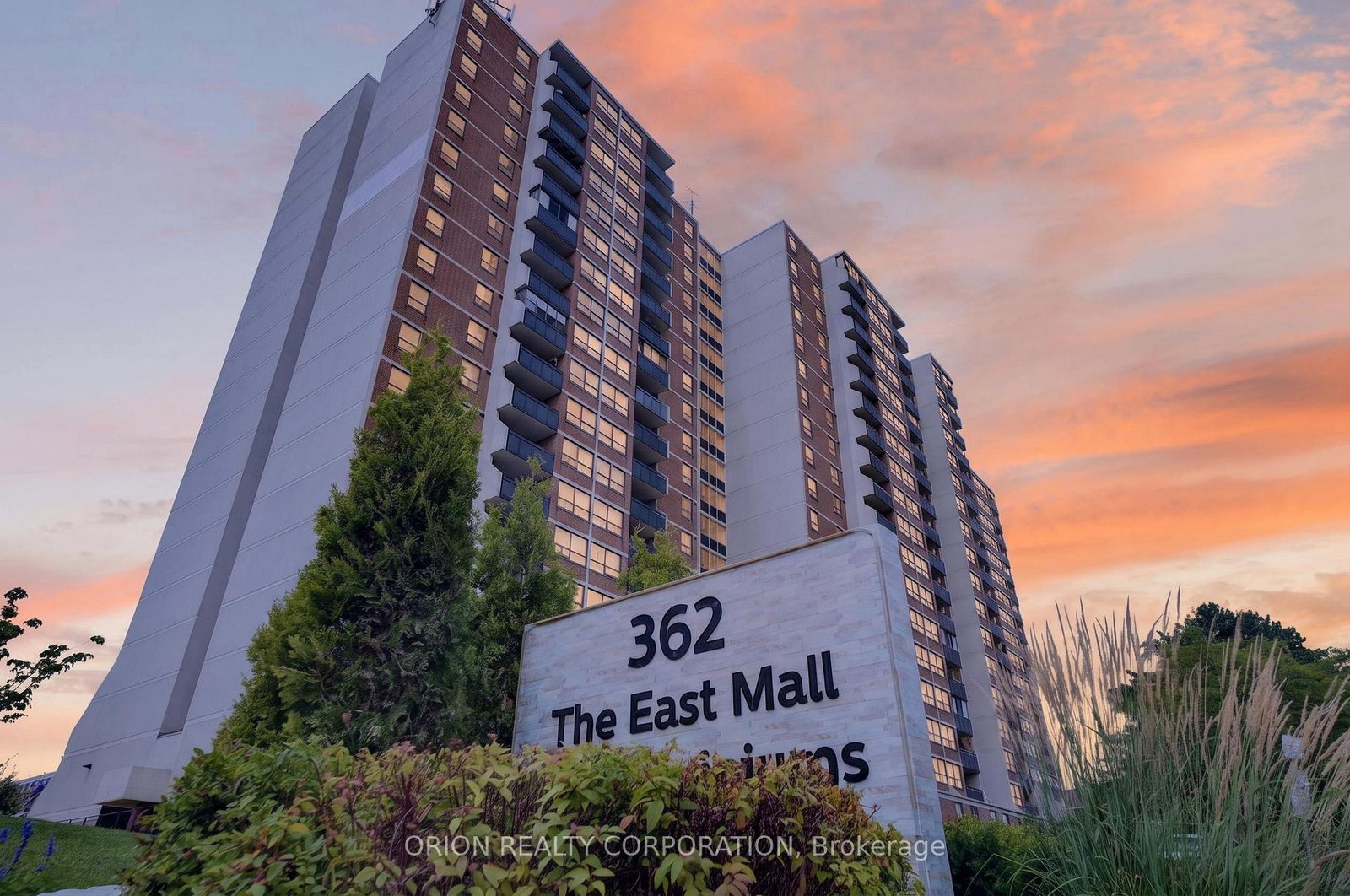 362-the-east-mall-toronto-etobicoke-ontario-w13710754