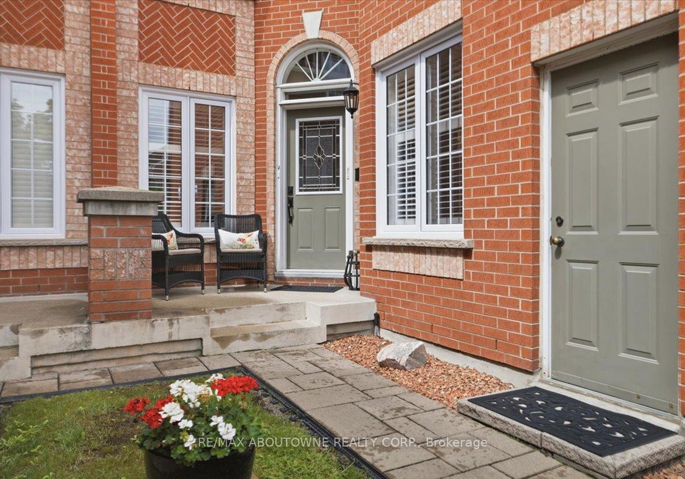 2145-country-club-drive-burlington-ontario-w13710786