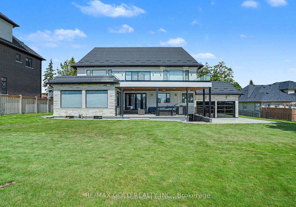 8930-creditview-crescent-brampton-ontario-w13710948
