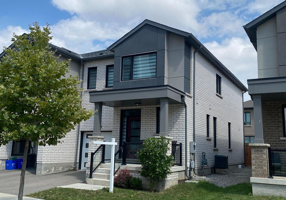 1267-dias-landing-milton-ontario-w13710950