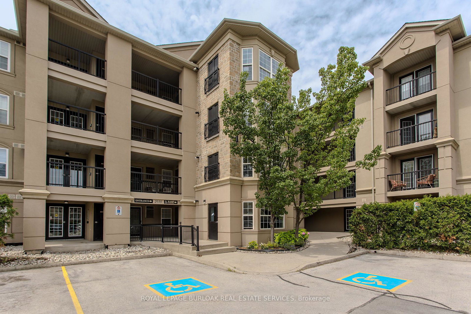 2035-appleby-line-burlington-ontario-w13710966