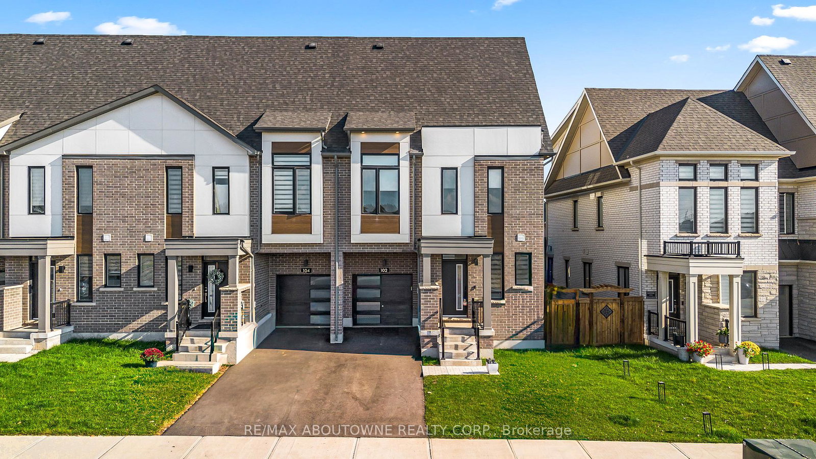 102-settlers-road-e-oakville-ontario-w13711148