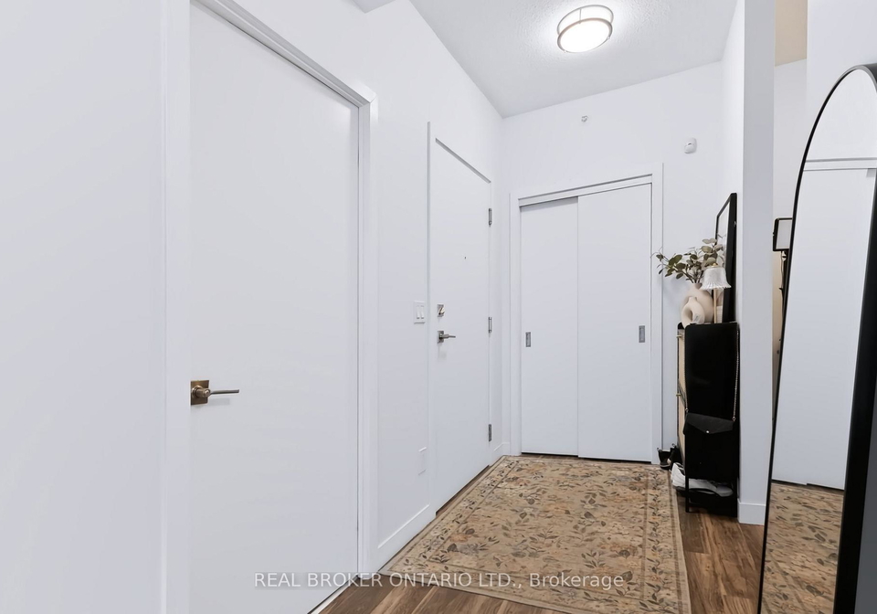2081-fairview-street-burlington-ontario-w13711372
