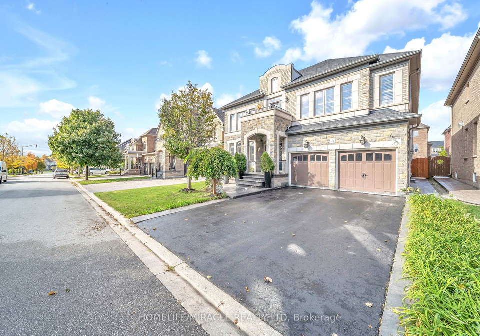 24-haywood-drive-brampton-ontario-w13711384
