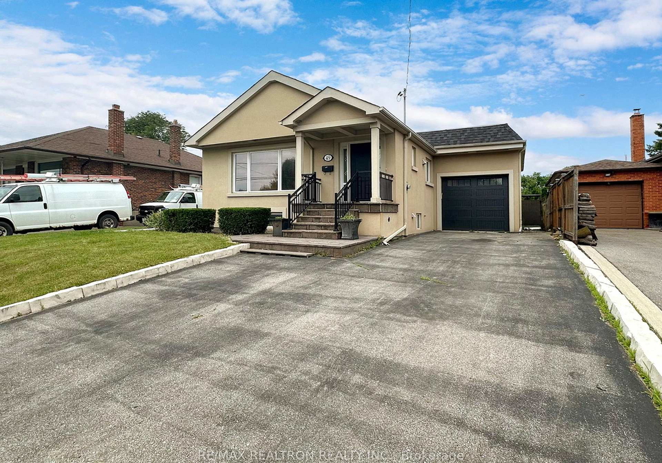 49-exbury-road-toronto-york-ontario-w13711558