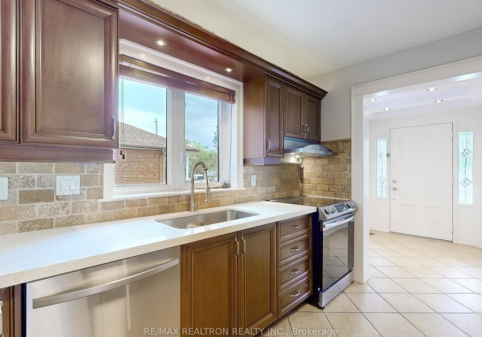 49-exbury-road-toronto-york-ontario-w13711558