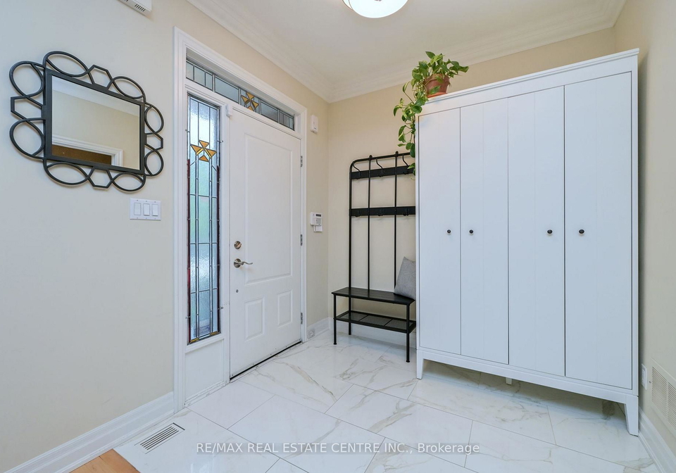 68-compass-way-mississauga-ontario-w13711732
