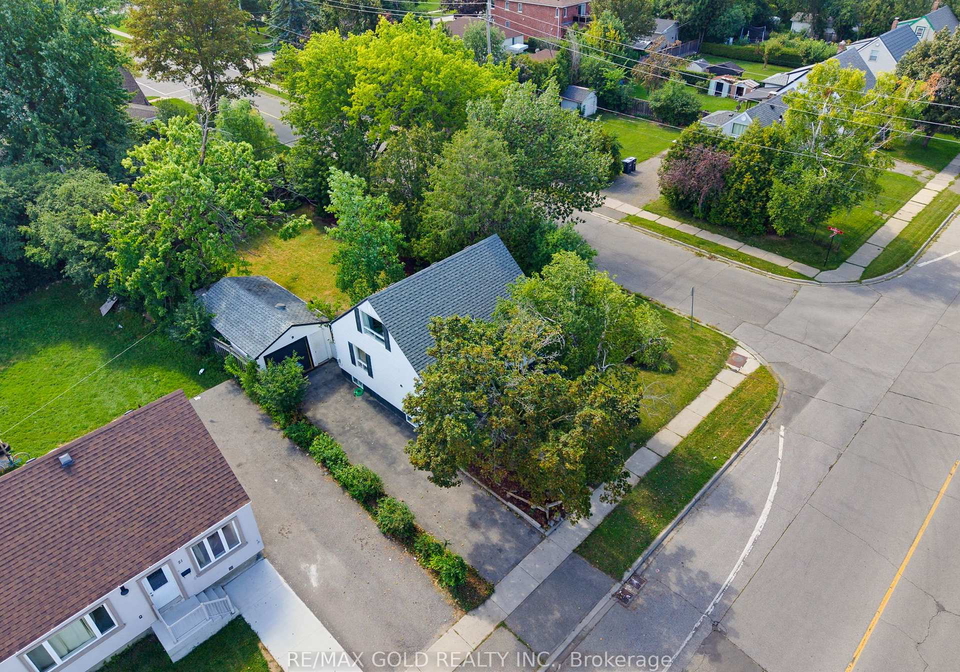 23-pleasantview-avenue-brampton-ontario-w13711750