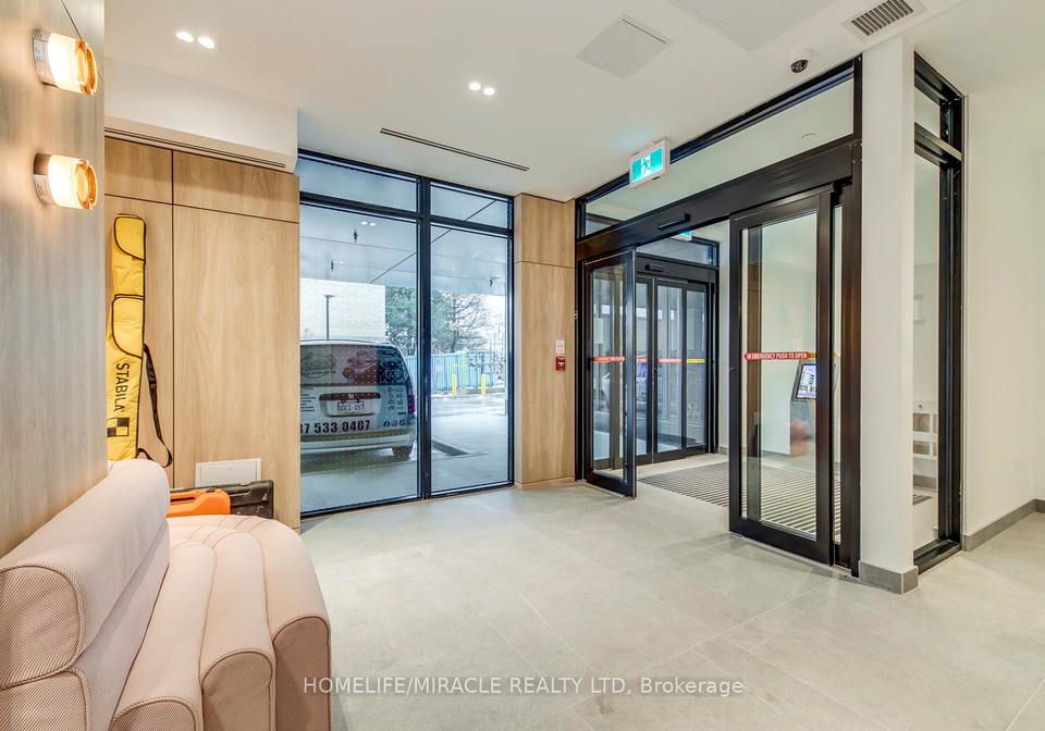 801-the-queensway-toronto-etobicoke-ontario-w13711908