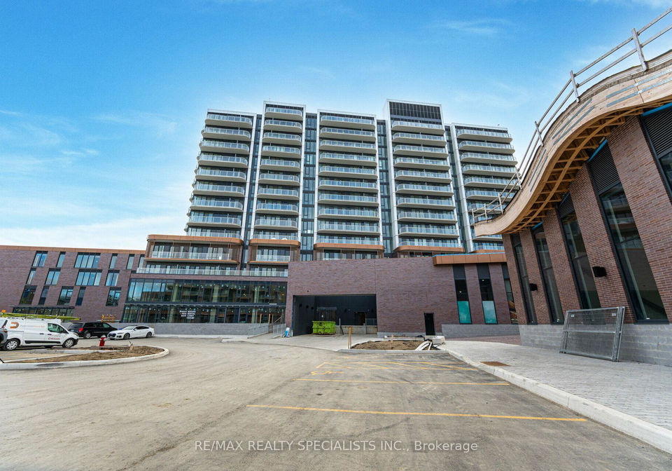 220-missinnihe-way-mississauga-ontario-w13712012