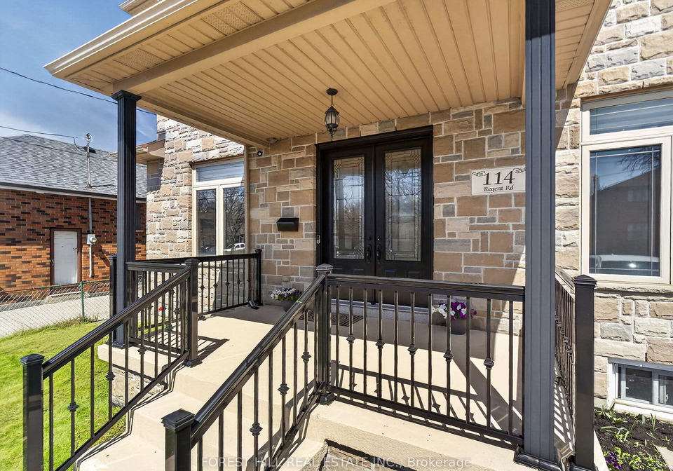 114-regent-road-toronto-york-ontario-w13712204