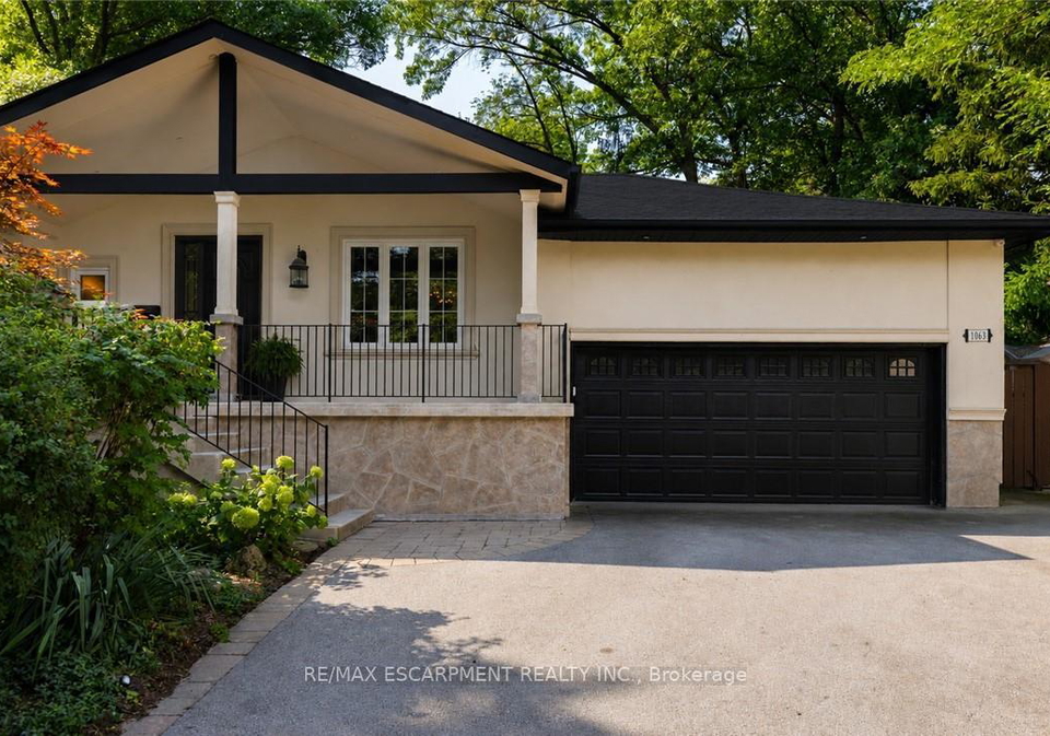 1063-greenoaks-drive-mississauga-ontario-w13712222