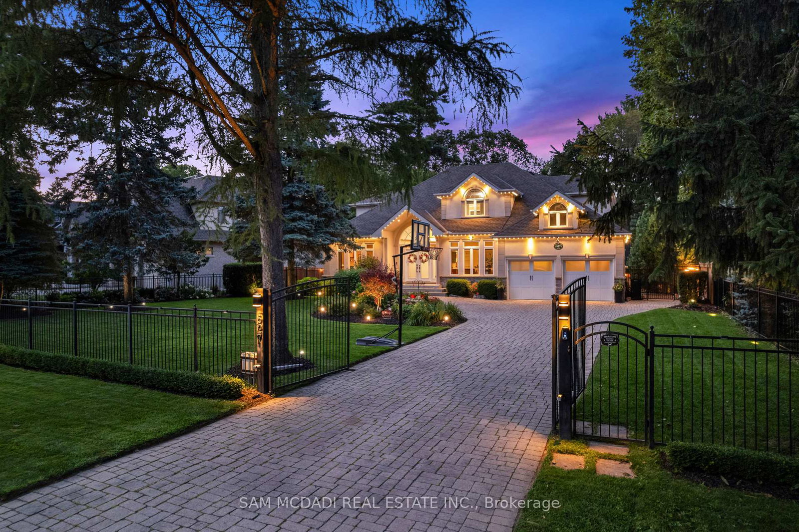 527-meadow-wood-road-mississauga-ontario-w13712316