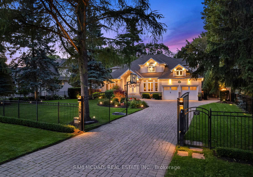 527-meadow-wood-road-mississauga-ontario-w13712316