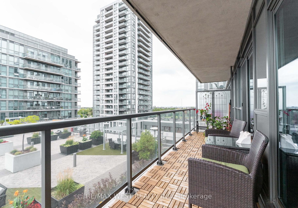1185-the-queensway-toronto-etobicoke-ontario-w13712642