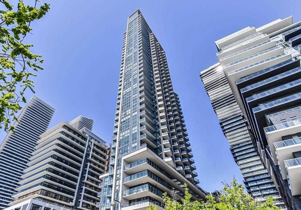 59-annie-craig-drive-toronto-etobicoke-ontario-w13712808