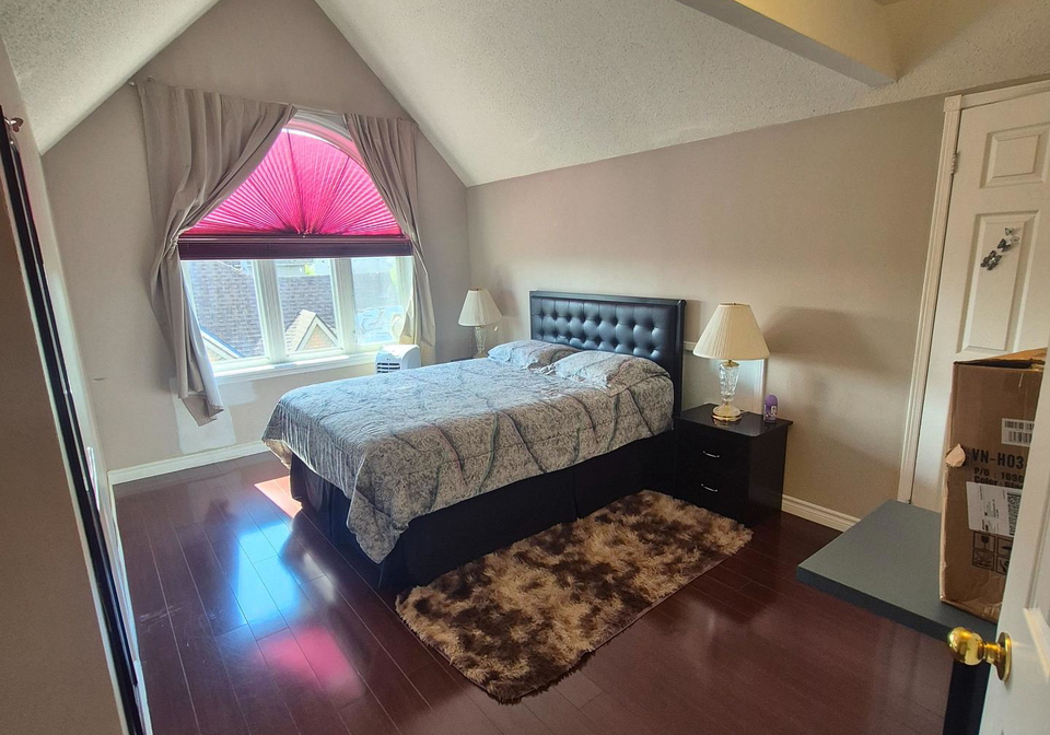 455-apache-court-mississauga-ontario-w13712832