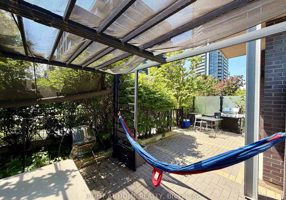 1-valhalla-inn-road-toronto-etobicoke-ontario-w13712856