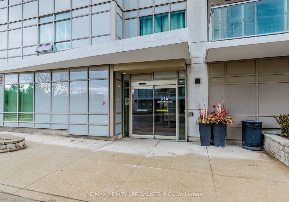 816-lansdowne-avenue-toronto-toronto-ontario-w13713004