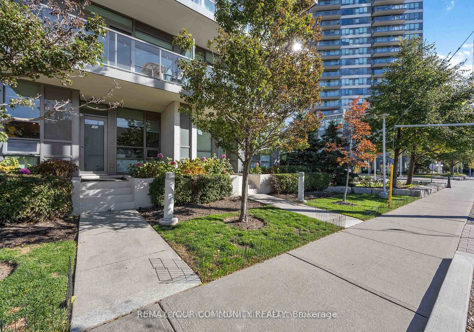 15-legion-road-toronto-etobicoke-ontario-w13713024