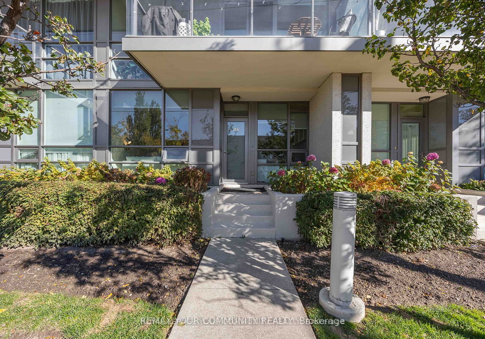 15-legion-road-toronto-etobicoke-ontario-w13713024