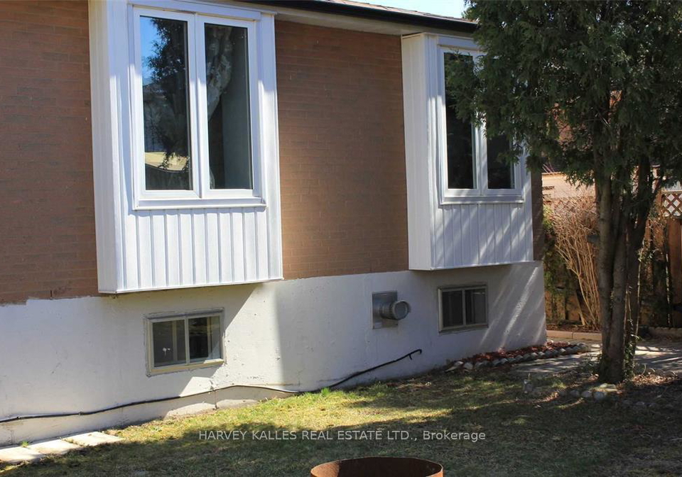 102-goldcrest-road-brampton-ontario-w13713032