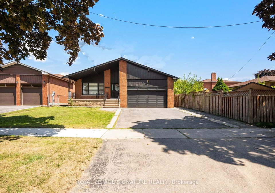 2221-florian-road-mississauga-ontario-w13713046