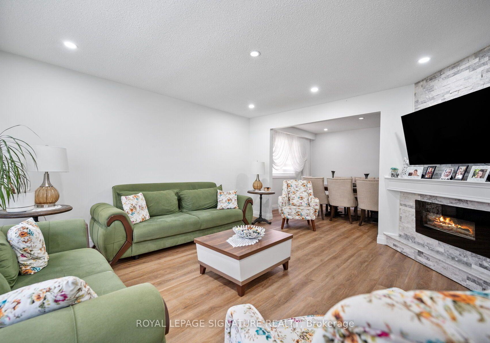 2221-florian-road-mississauga-ontario-w13713046