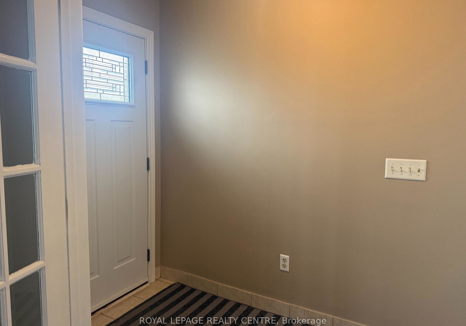 358-derry-road-west-mississauga-ontario-w13713088