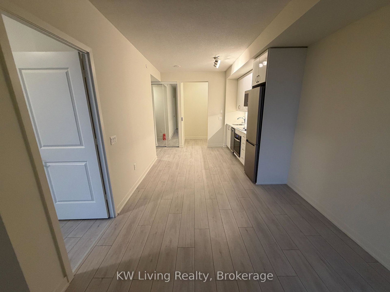 38-annie-craig-drive-toronto-etobicoke-ontario-w13713096