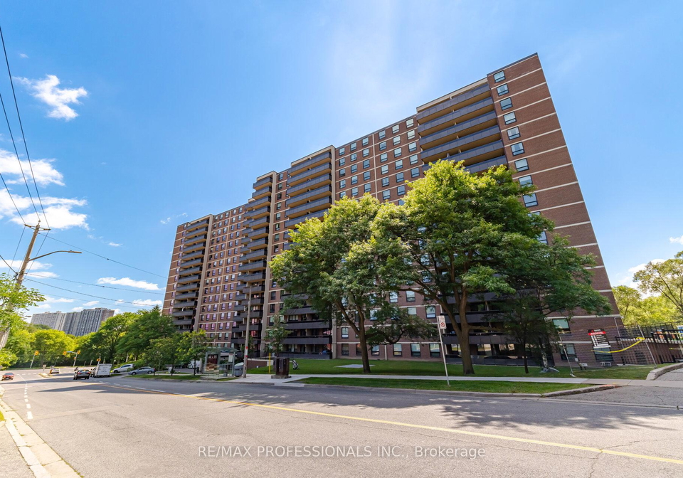 15-la-rose-avenue-toronto-etobicoke-ontario-w13713344