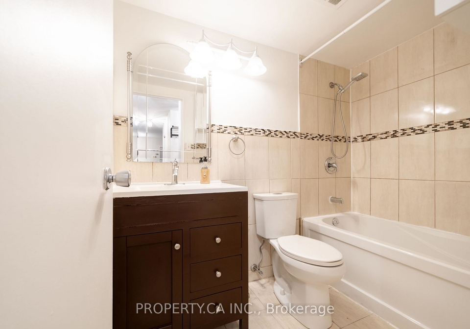 455-sentinel-road-toronto-york-ontario-w13713372