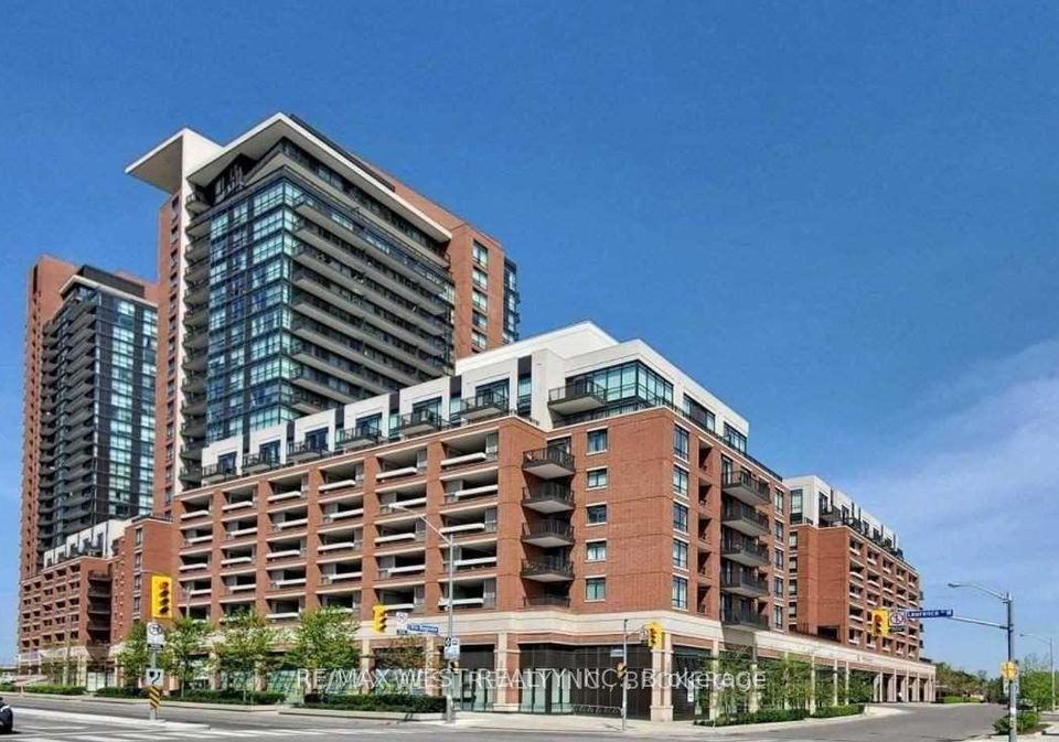 800-lawrence-avenue-w-toronto-north-york-ontario-w13713532