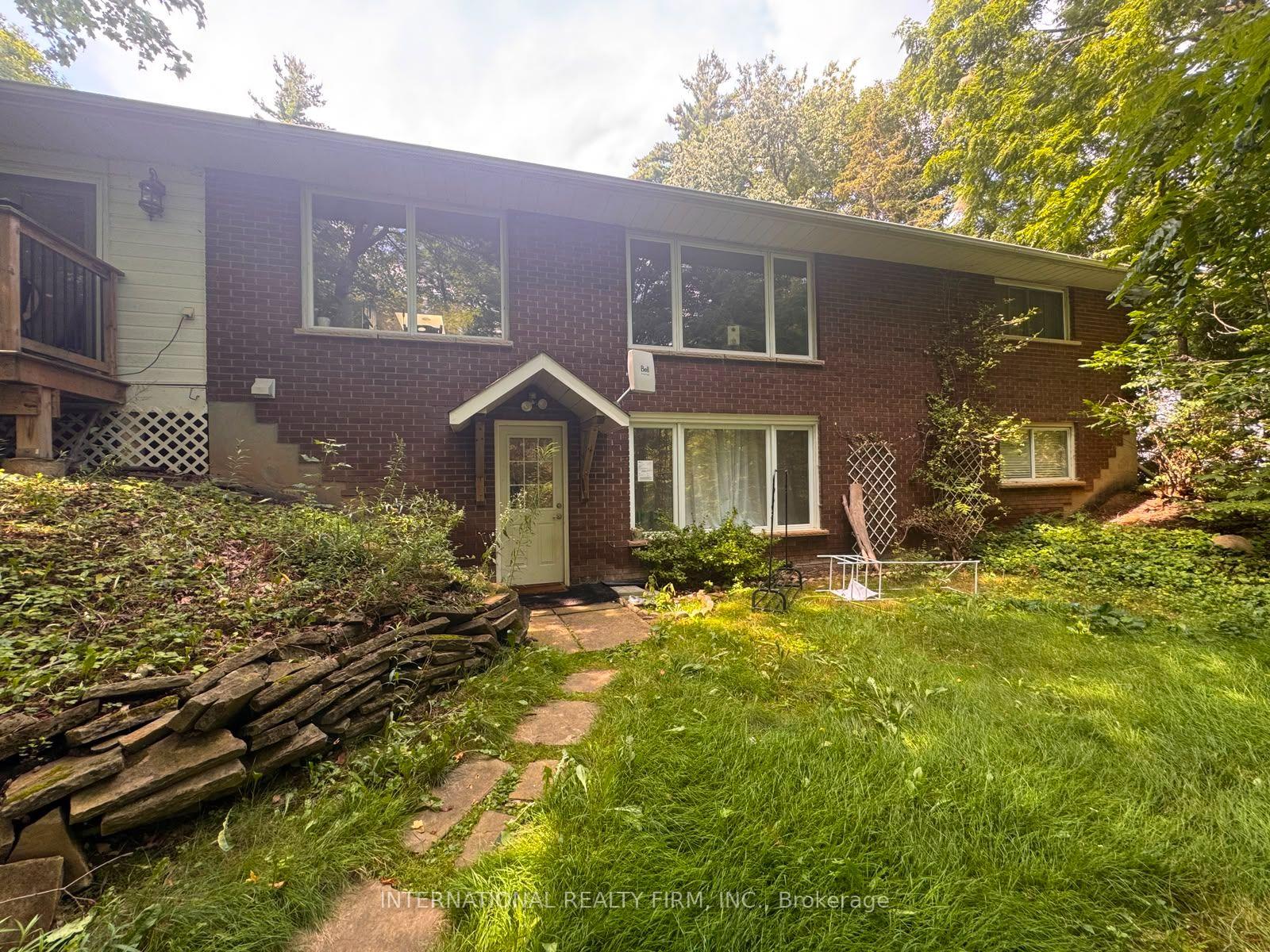 11382-seventeen-side-road-halton-hills-ontario-w13713682