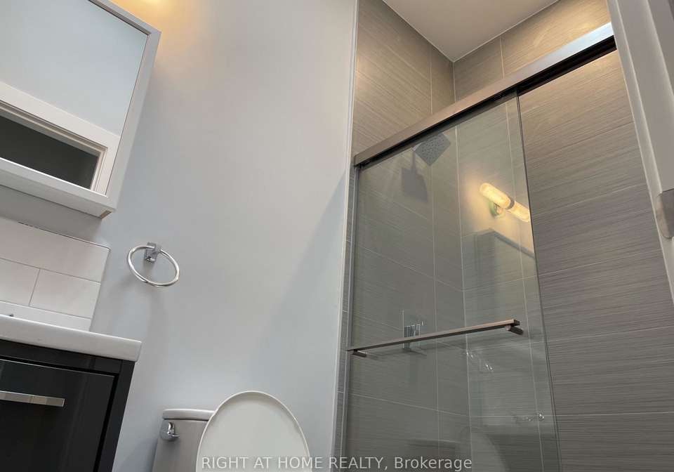 980-ossington-avenue-toronto-toronto-ontario-w13713806