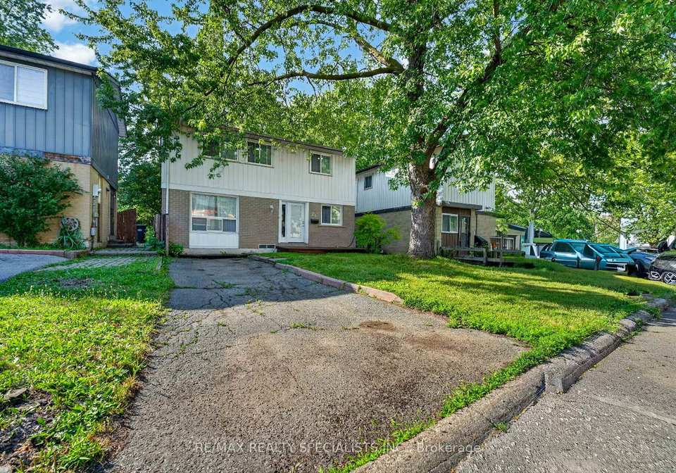 24-garrison-square-brampton-ontario-w13713932