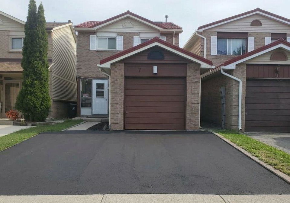 7-auld-croft-road-toronto-etobicoke-ontario-w13714000
