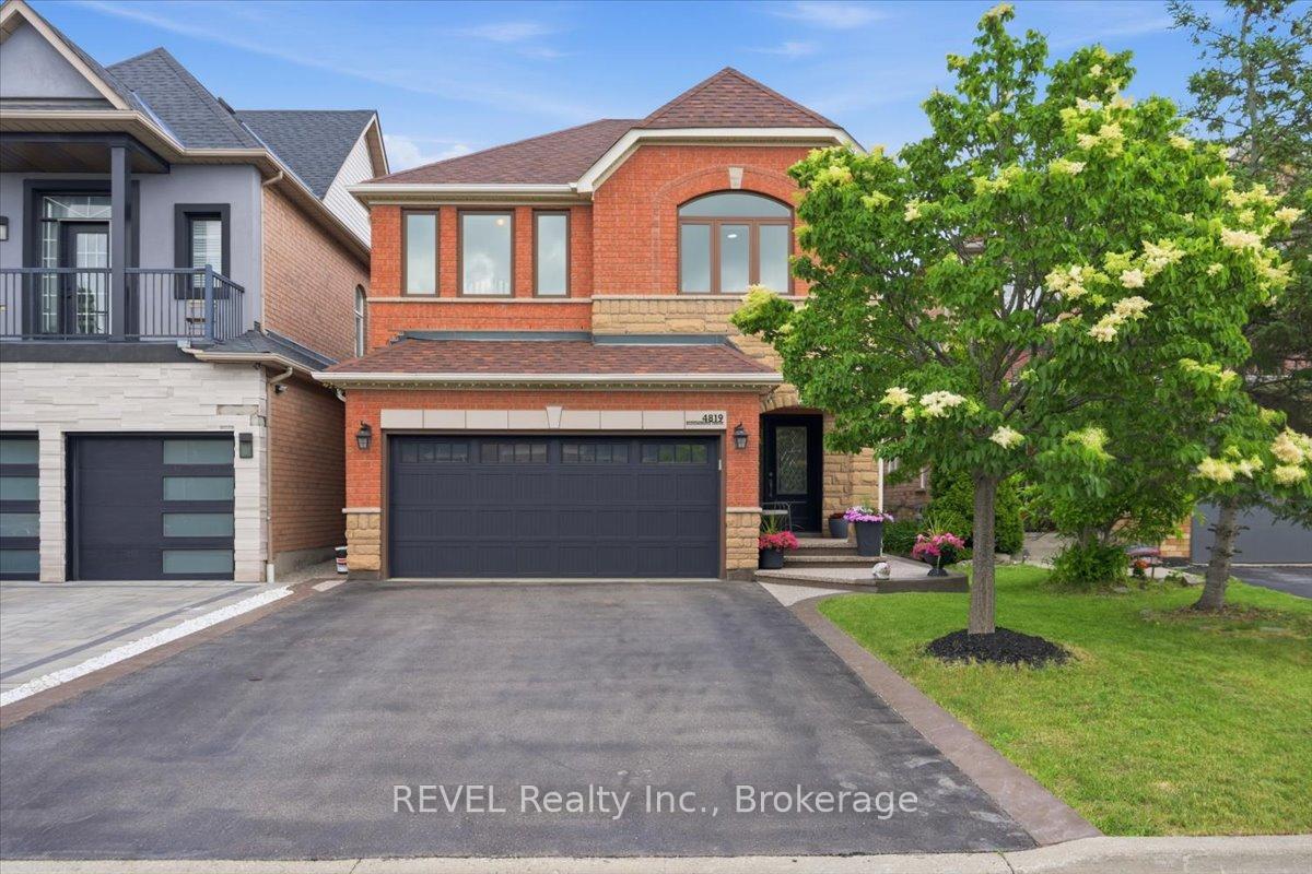 4819-bloomburg-drive-mississauga-ontario-w13714086