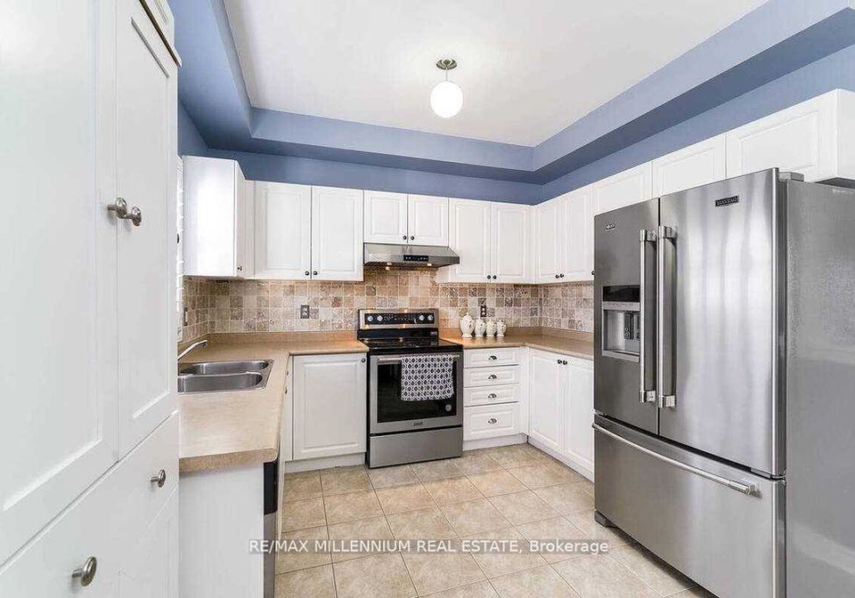23-calderstone-drive-s-brampton-ontario-w13714264